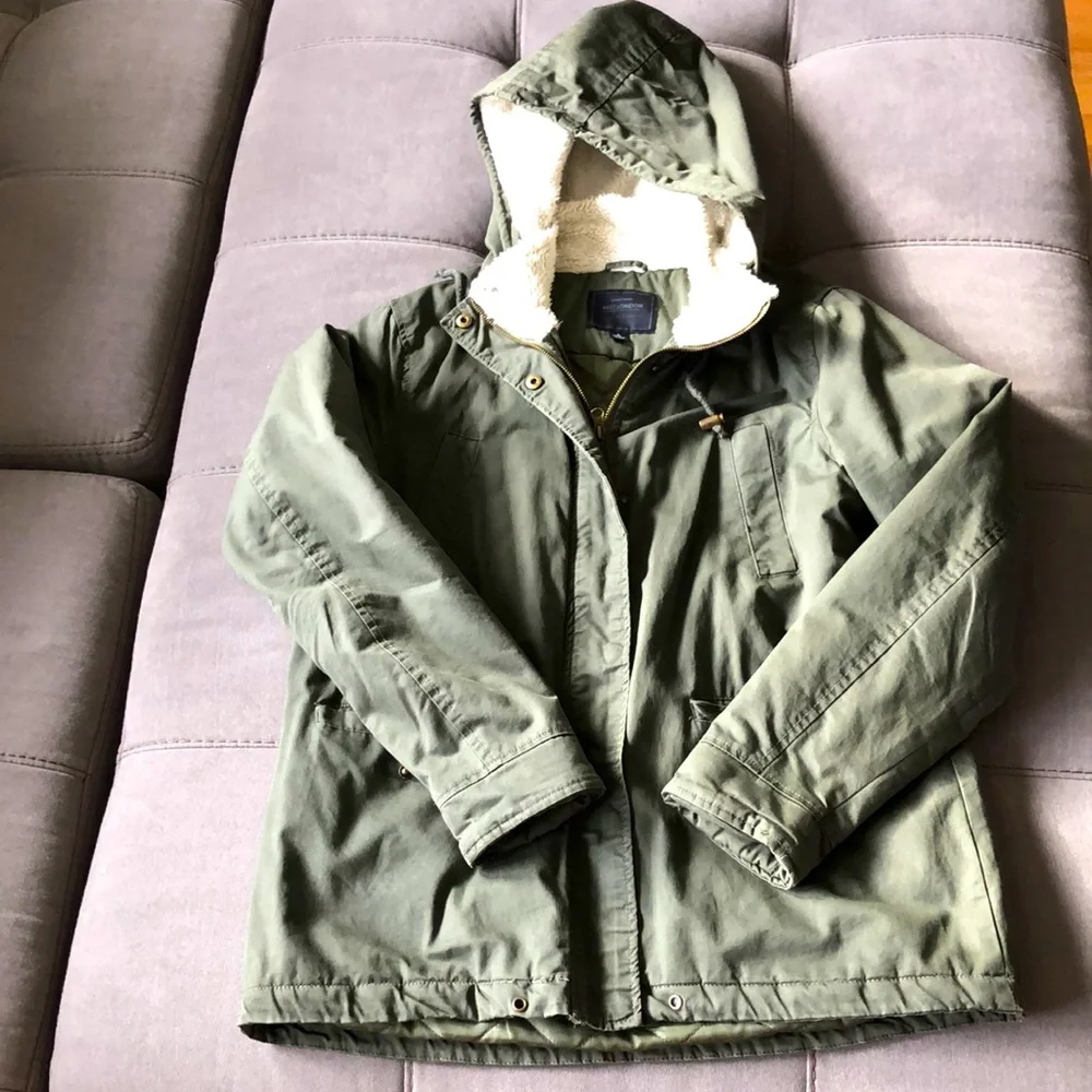 GREAT CONDITION WOMENS COAT - Picture 1 of 9